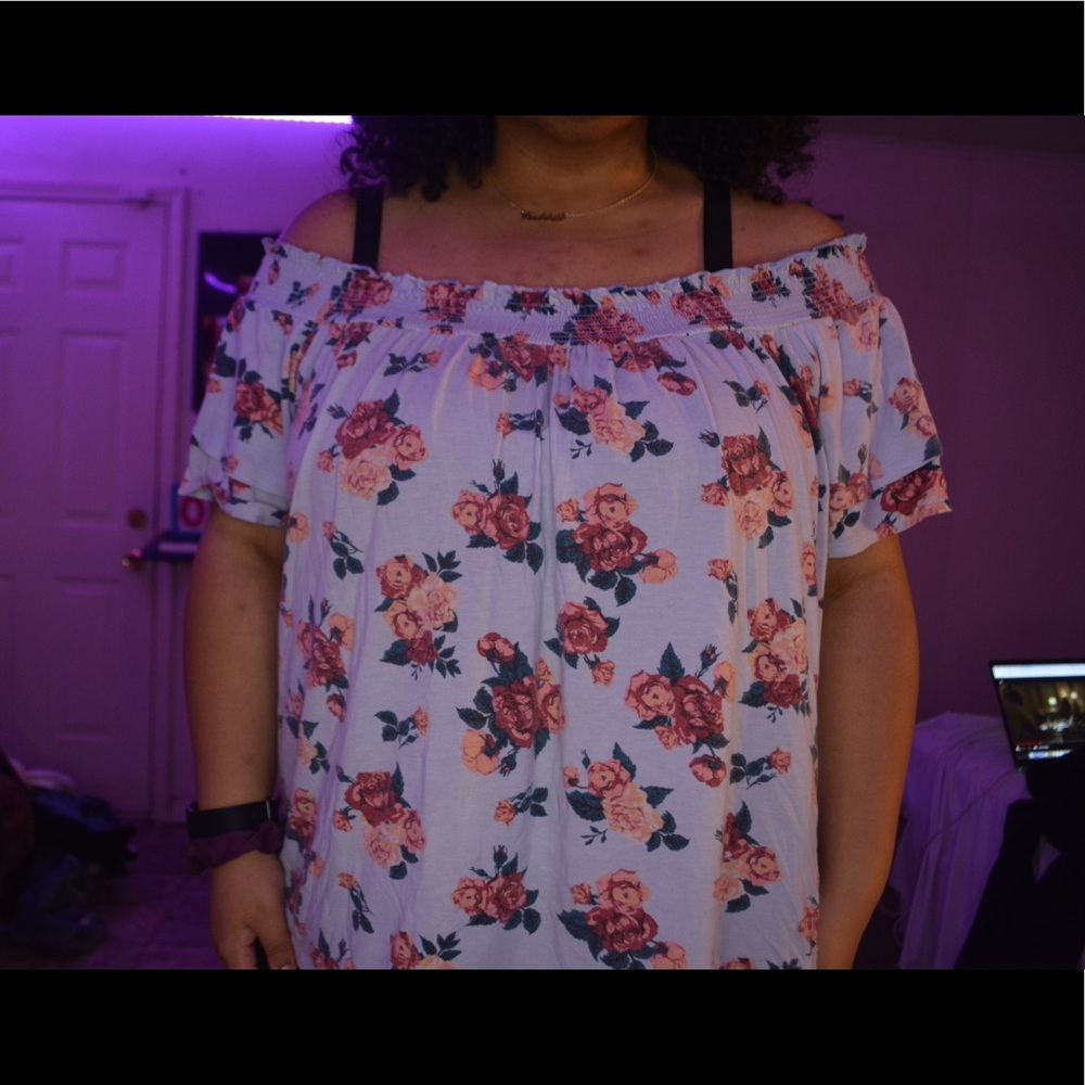 Plus Blue Floral Print Ruffled Flutter Sleeve Top